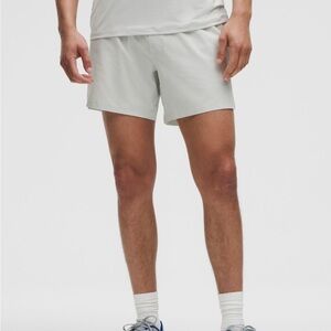 Lululemon Men’s “Mile Maker” Run Short 6” Inseam (M) *NEW LINE*